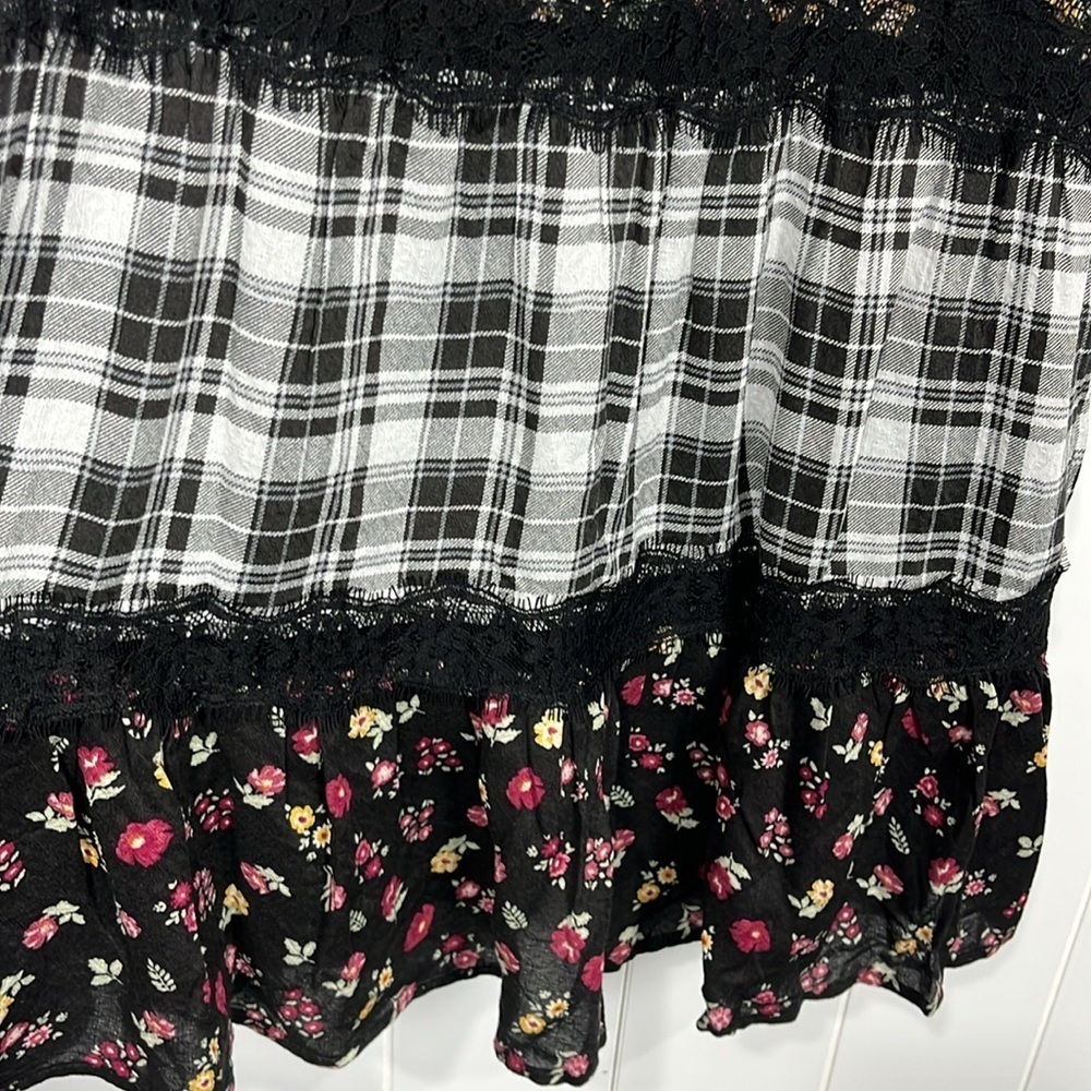 Love, Fire Womens Tunic/Mini XS Black White Floral Plaid Mixed Textures Keyhole - Picture 4 of 14